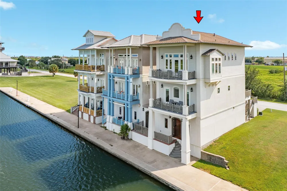 1406 17th Street Port Bolivar, TX 77650