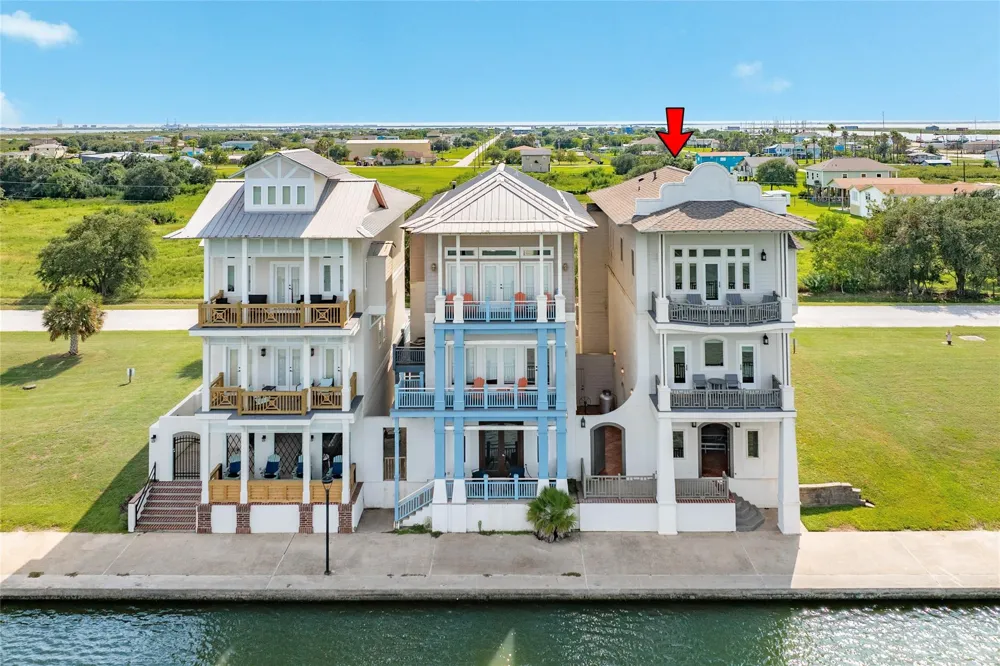 1406 17th Street Port Bolivar, TX 77650