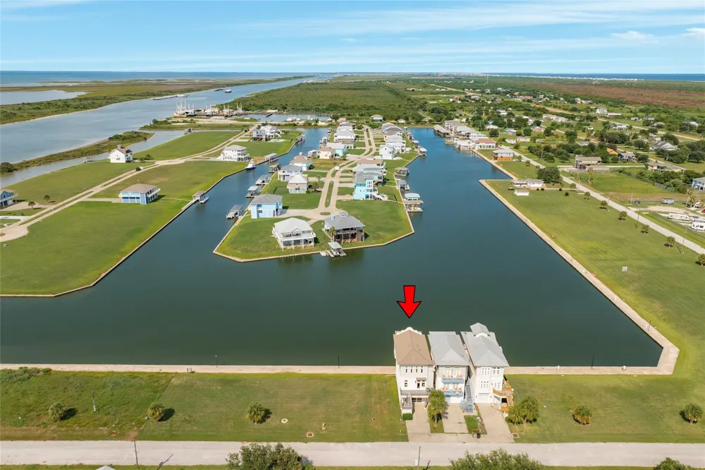 1406 17th Street Port Bolivar, TX 77650