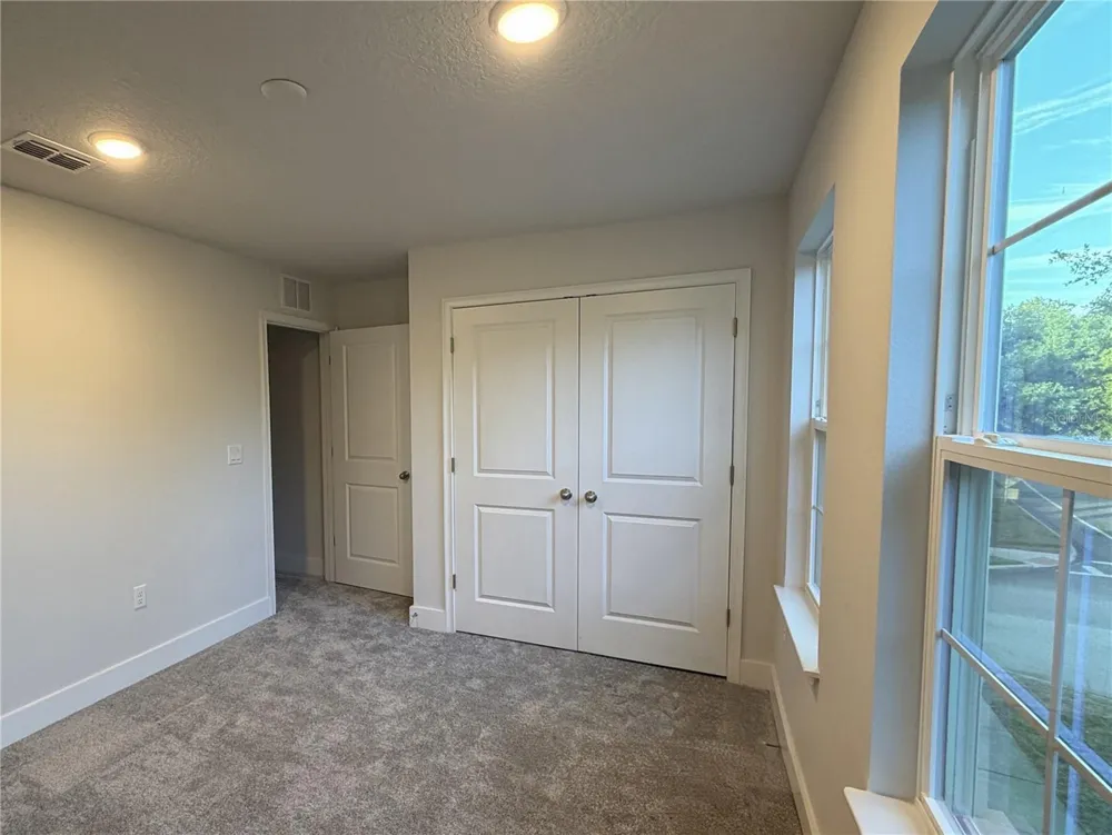 6943 FIVE OAKS DRIVE Harmony, FL 34773
