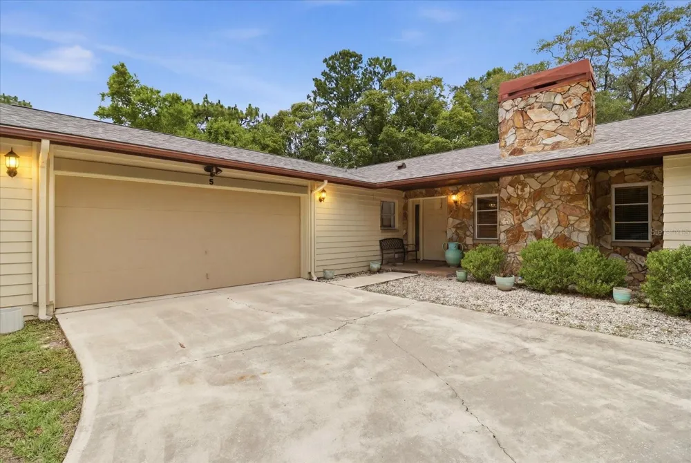5 SYCAMORE COURT Homosassa, FL 34446