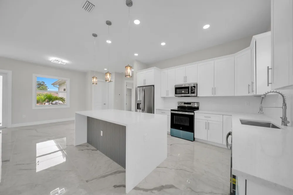 2715 10TH STREET W Lehigh Acres, FL 33971