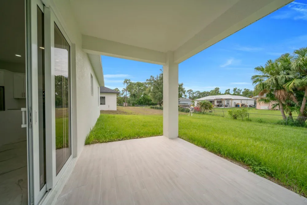 2715 10TH STREET W Lehigh Acres, FL 33971