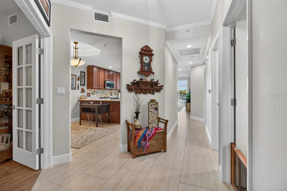 10002 KEY HAVEN ROAD #204 Seminole, FL 33777