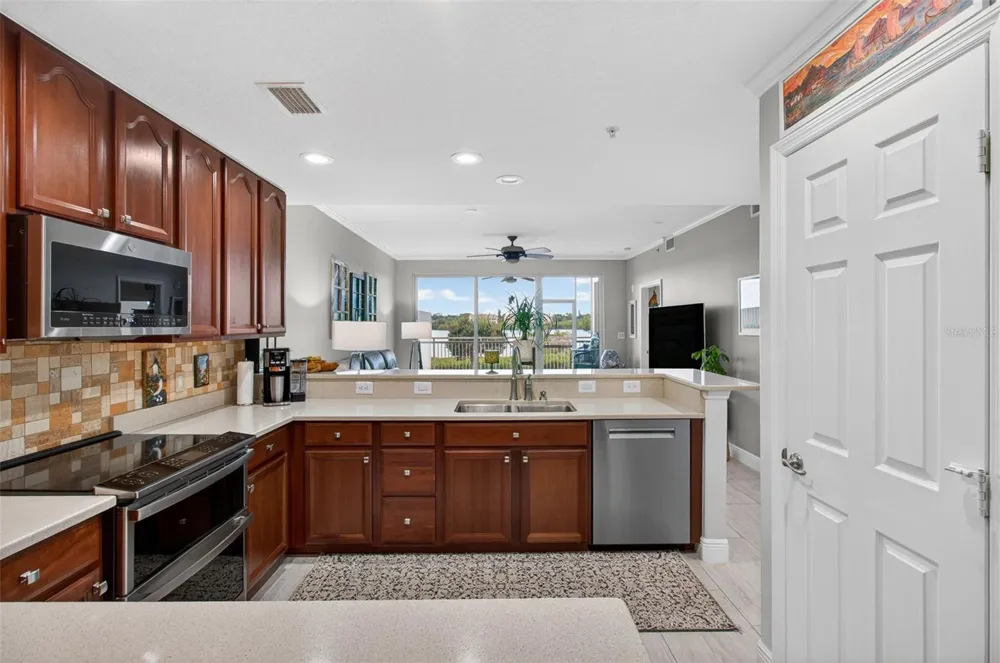 10002 KEY HAVEN ROAD #204 Seminole, FL 33777
