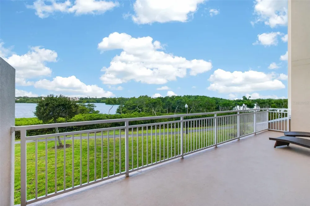 10002 KEY HAVEN ROAD #204 Seminole, FL 33777