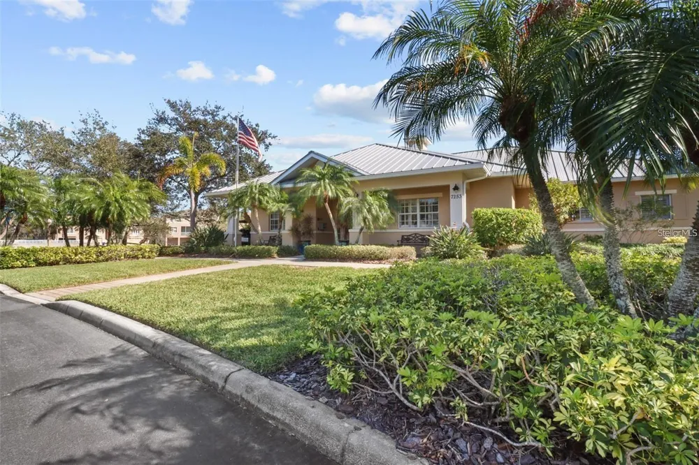 10002 KEY HAVEN ROAD #204 Seminole, FL 33777
