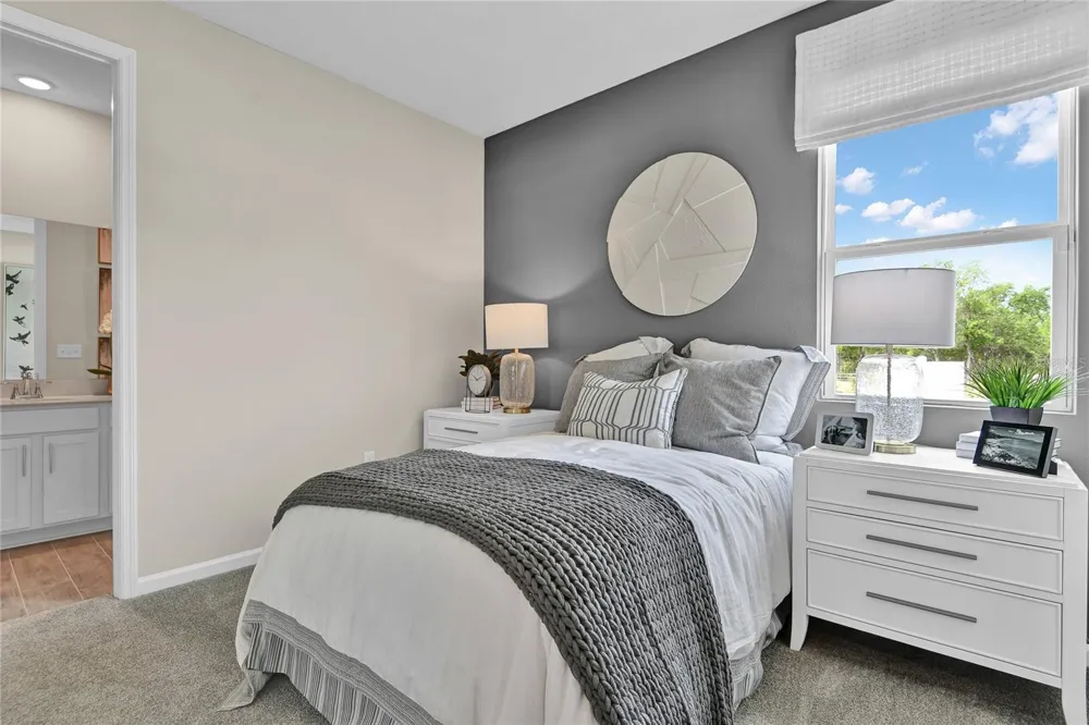 180 BLUE STAR COURT Tavares, FL 32778