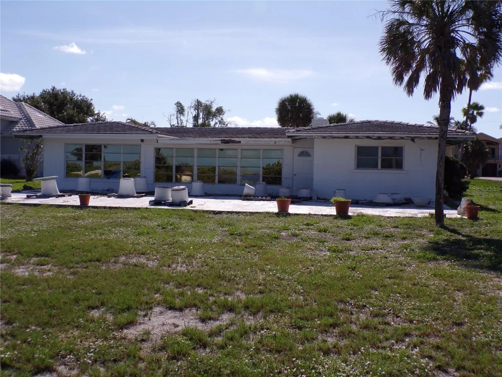 1124 SUNSET DRIVE Venice, FL 34285