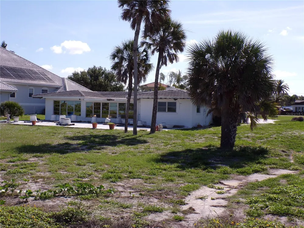 1124 SUNSET DRIVE Venice, FL 34285