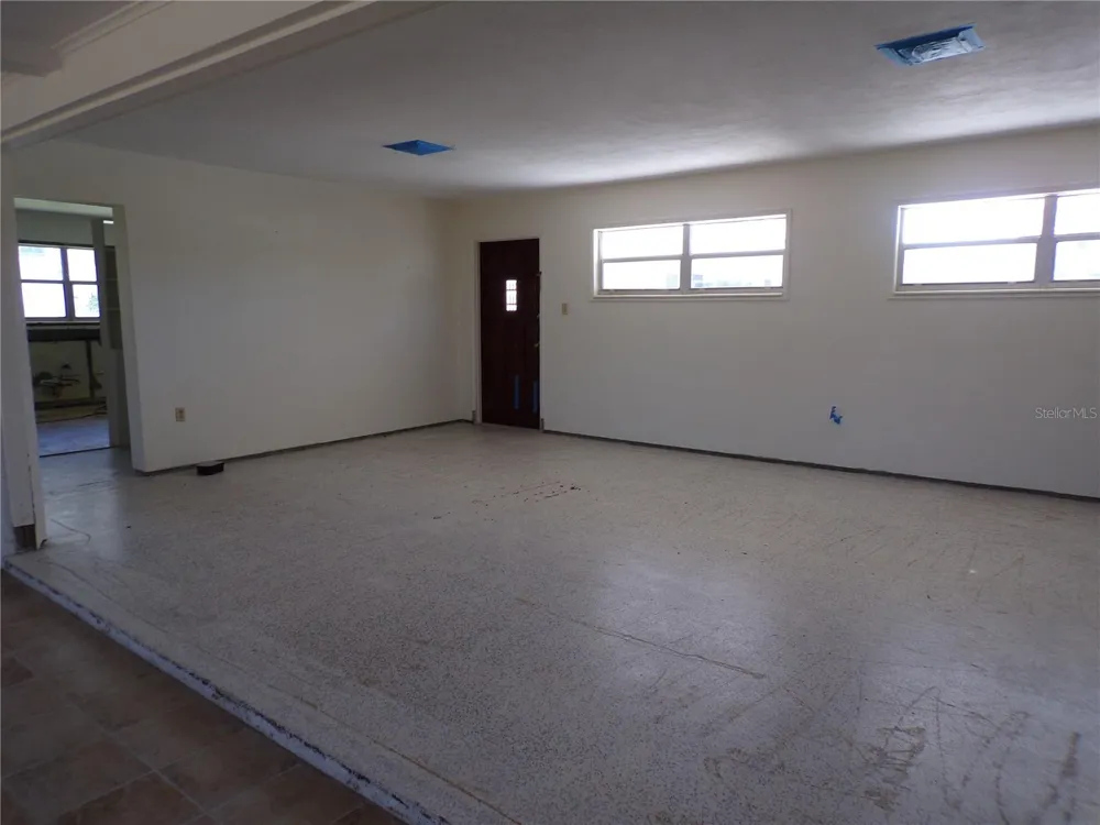 1124 SUNSET DRIVE Venice, FL 34285
