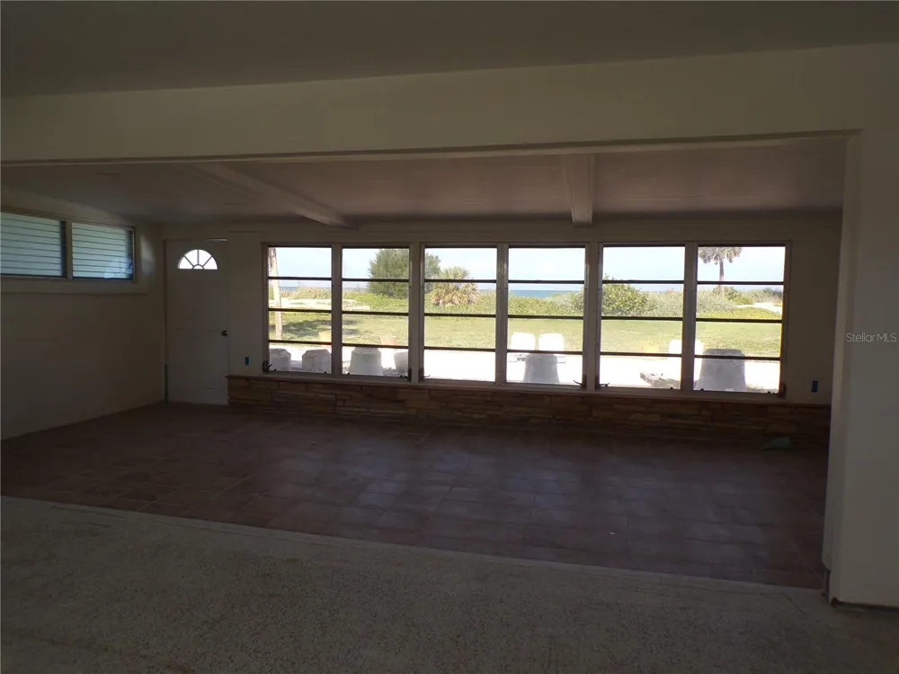 1124 SUNSET DRIVE Venice, FL 34285