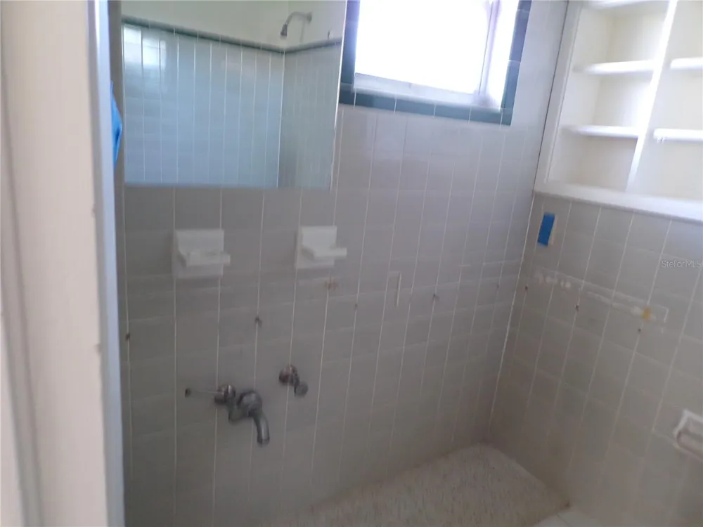 1124 SUNSET DRIVE Venice, FL 34285