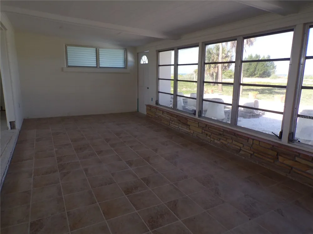 1124 SUNSET DRIVE Venice, FL 34285