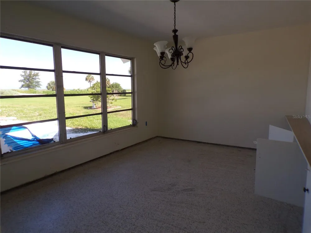 1124 SUNSET DRIVE Venice, FL 34285