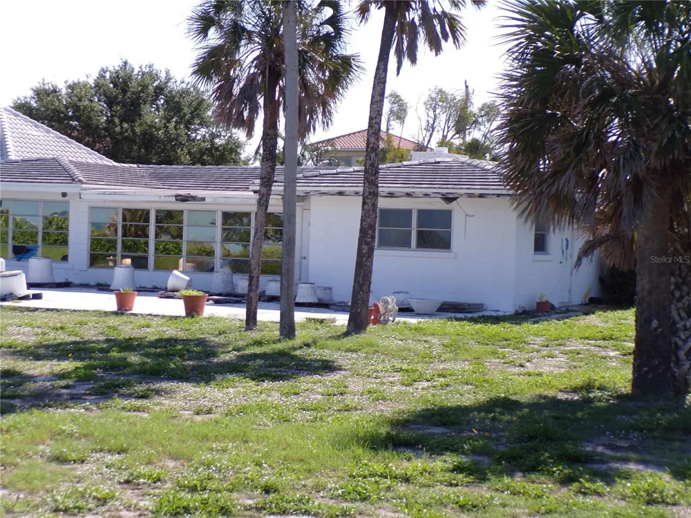 1124 SUNSET DRIVE Venice, FL 34285