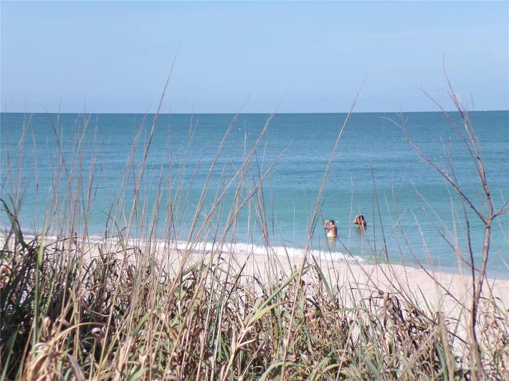 1124 SUNSET DRIVE Venice, FL 34285