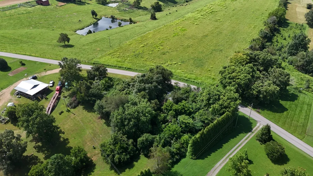 384 Underwood Rd Lafayette, TN 37083