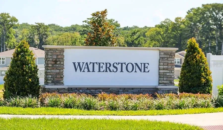 141 WATERSTONE LOOP Tavares, FL 32778