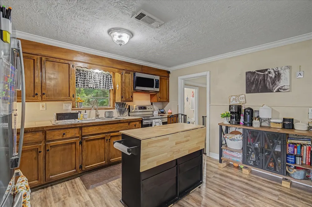 1215 Orange Street Vidor, TX 77662