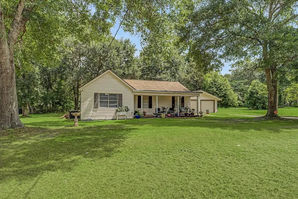 1215 Orange Street Vidor, TX 77662