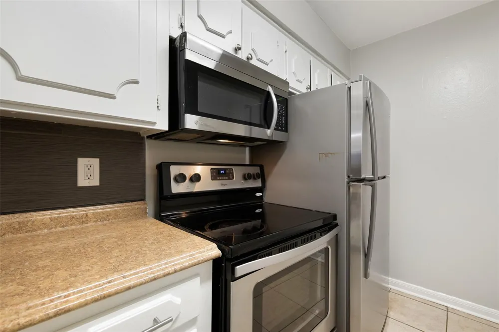 5204 Arboles Drive #L Houston, TX 77035