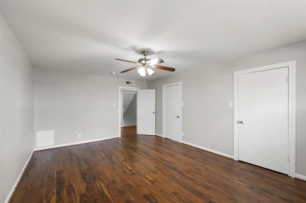 5204 Arboles Drive #L Houston, TX 77035