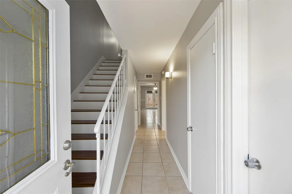 5204 Arboles Drive #L Houston, TX 77035