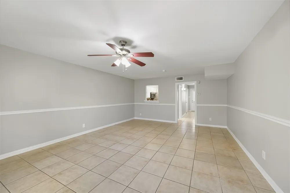 5204 Arboles Drive #L Houston, TX 77035