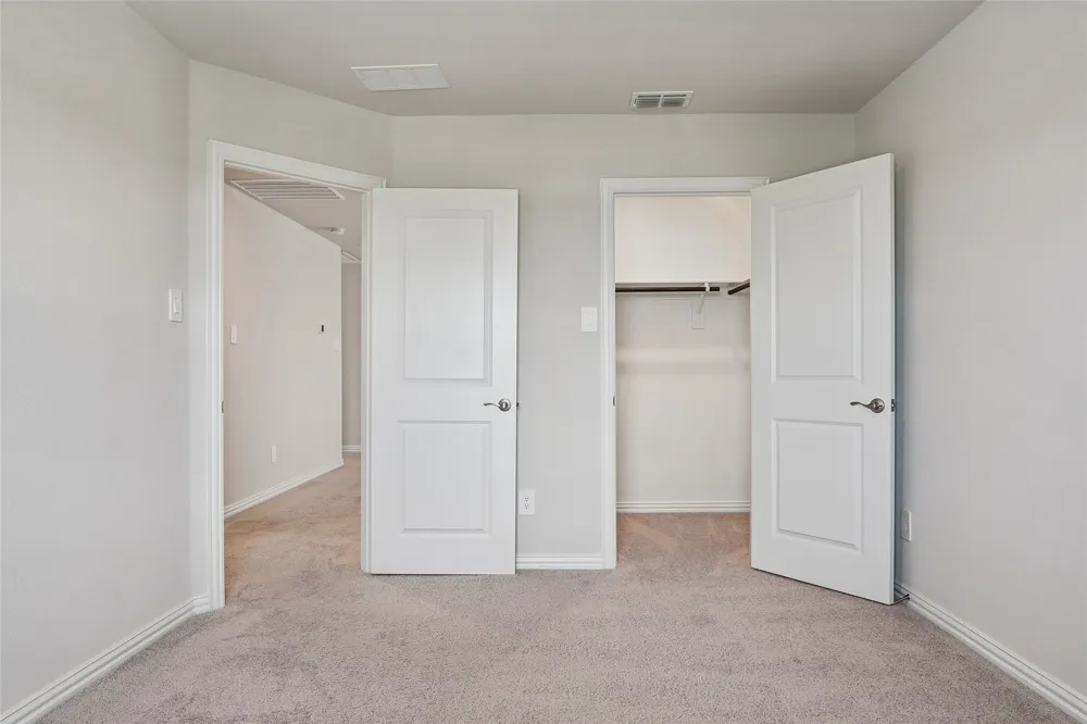 2669 Kings Canyon Mews Corinth, TX 76210