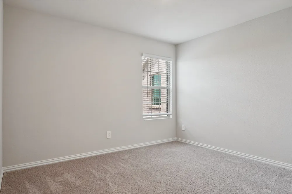2669 Kings Canyon Mews Corinth, TX 76210