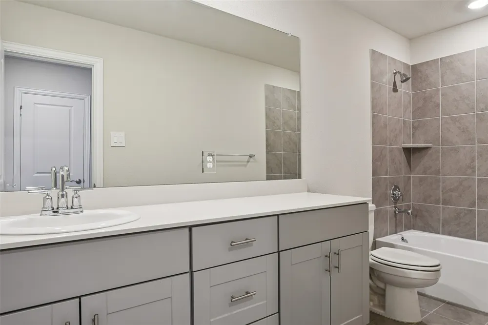 2669 Kings Canyon Mews Corinth, TX 76210