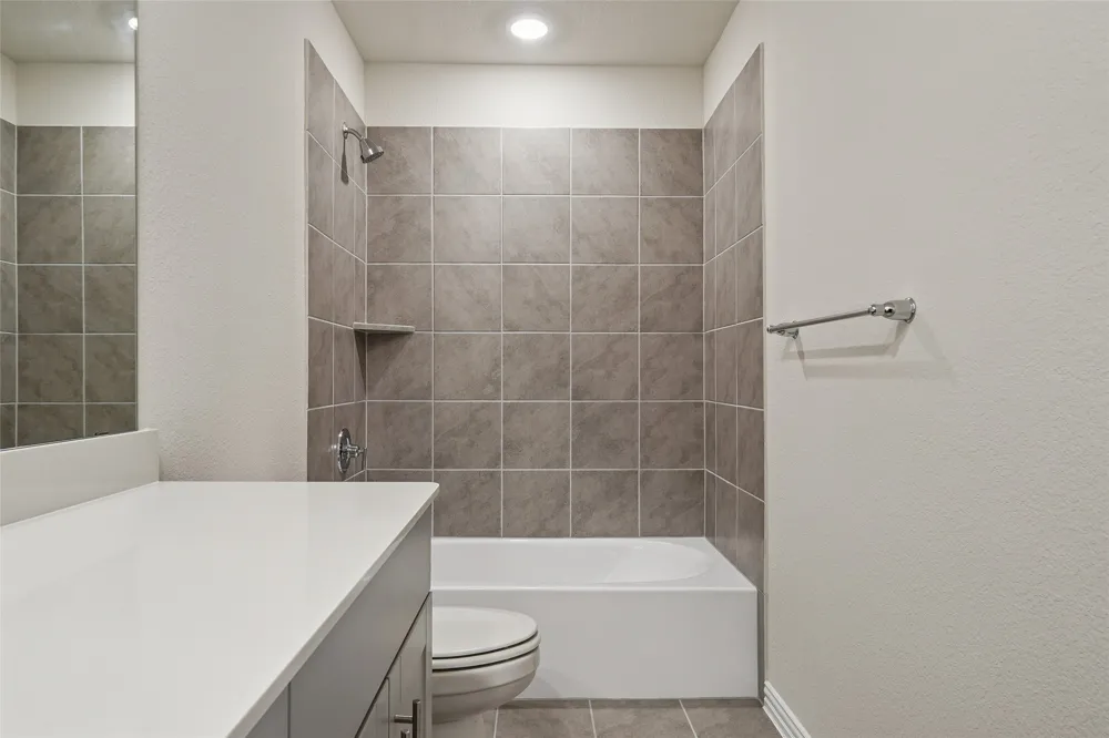 2669 Kings Canyon Mews Corinth, TX 76210