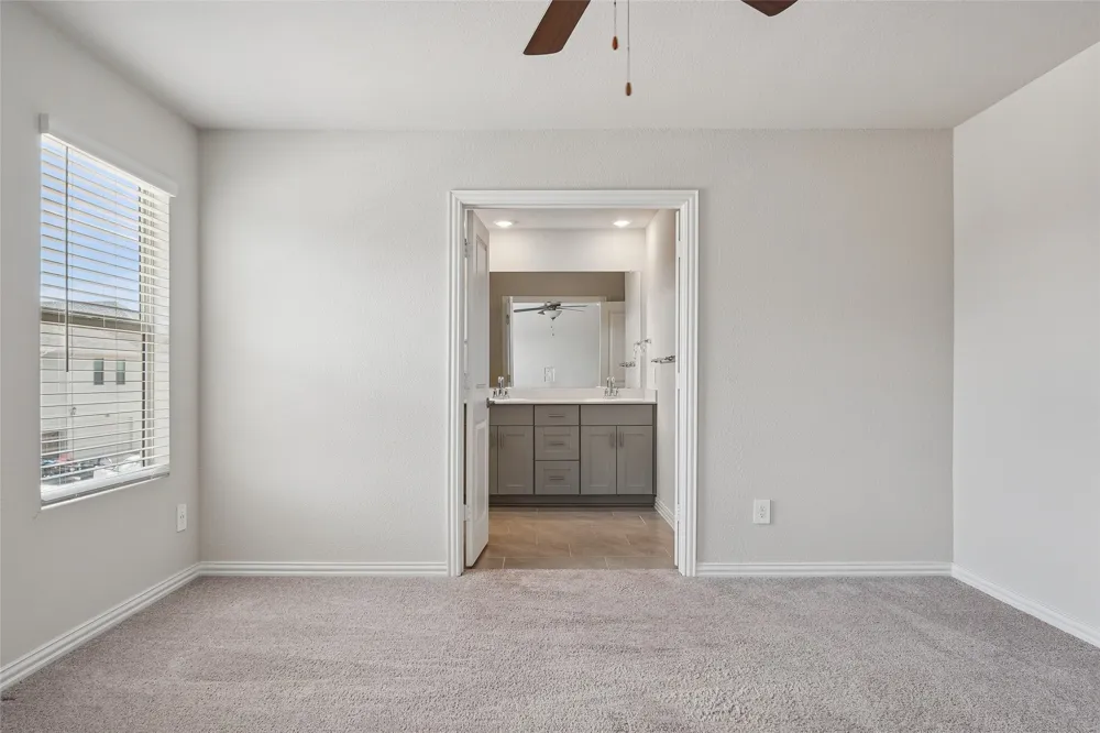2669 Kings Canyon Mews Corinth, TX 76210