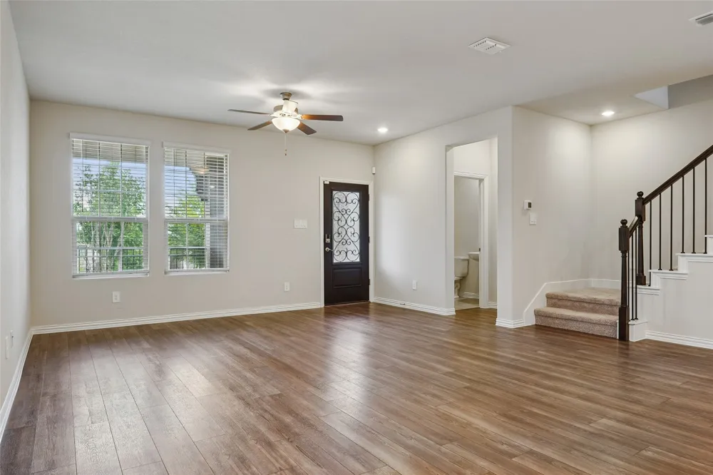 2669 Kings Canyon Mews Corinth, TX 76210
