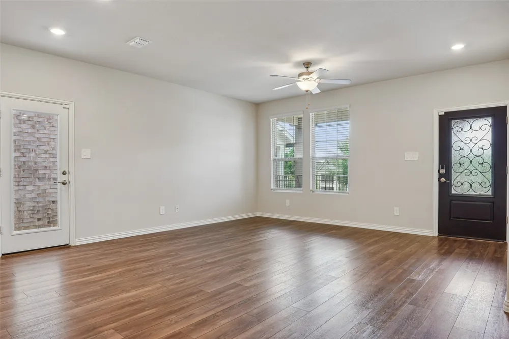 2669 Kings Canyon Mews Corinth, TX 76210