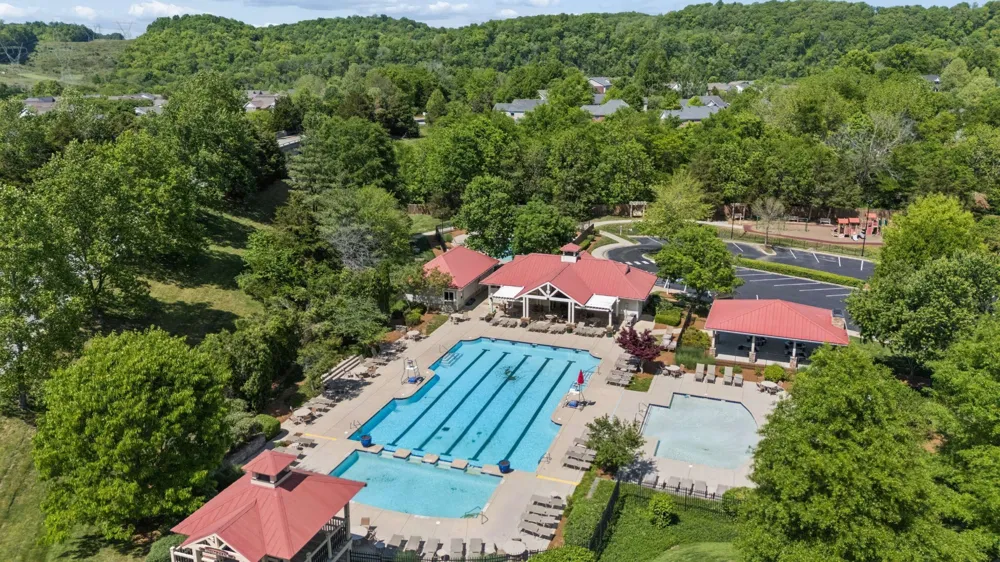 7476 Riverland Dr Nashville, TN 37221