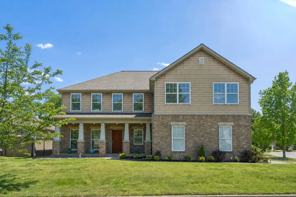 7476 Riverland Dr Nashville, TN 37221
