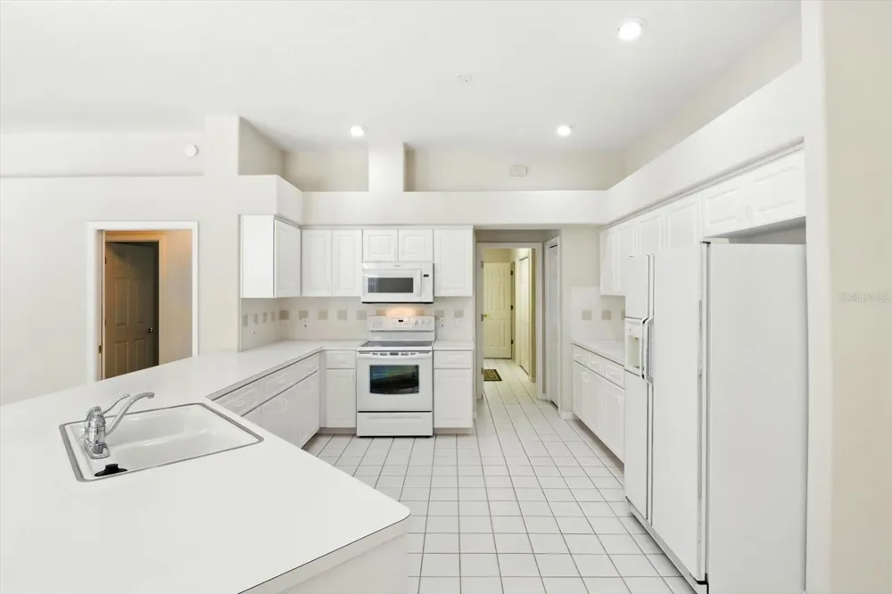 8 SWEETGUM COURT Homosassa, FL 34446