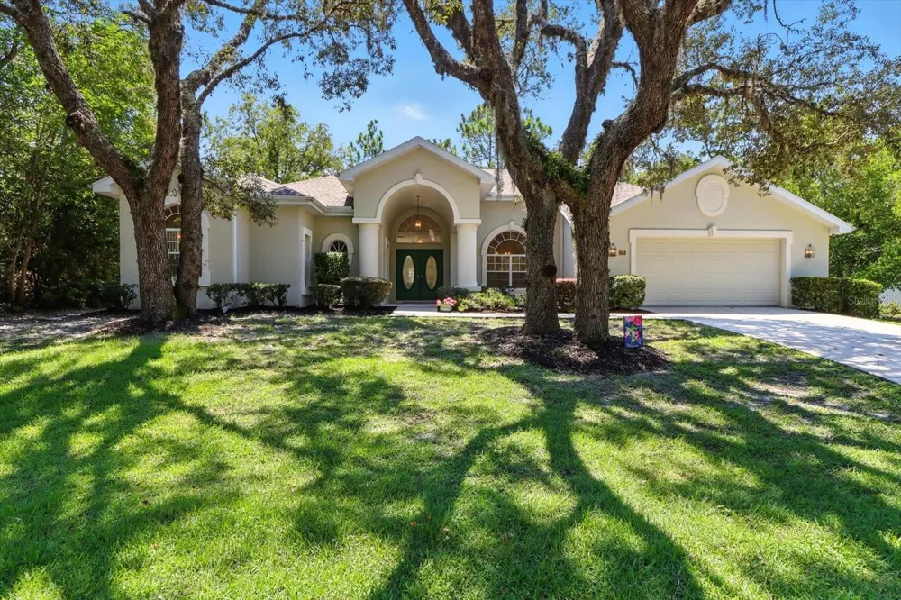 8 SWEETGUM COURT Homosassa, FL 34446