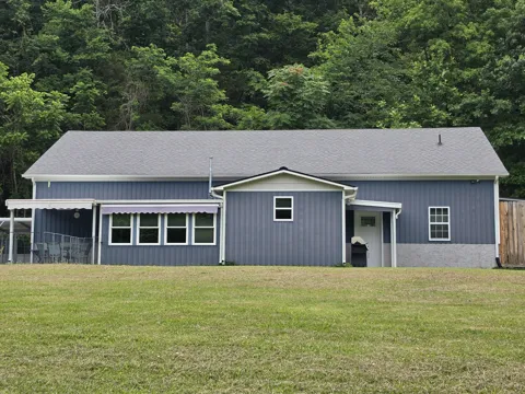 448 Osage Ln