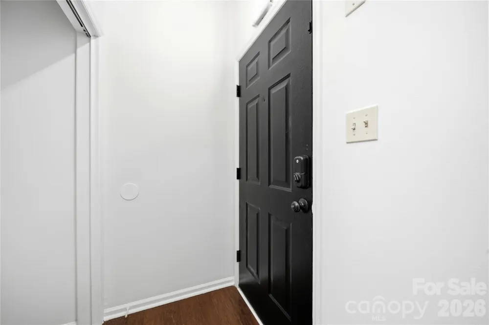 6150 Gray Gate Lane #i Charlotte, NC 28210