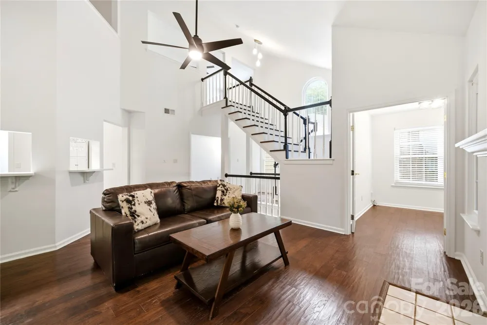 6150 Gray Gate Lane #i Charlotte, NC 28210
