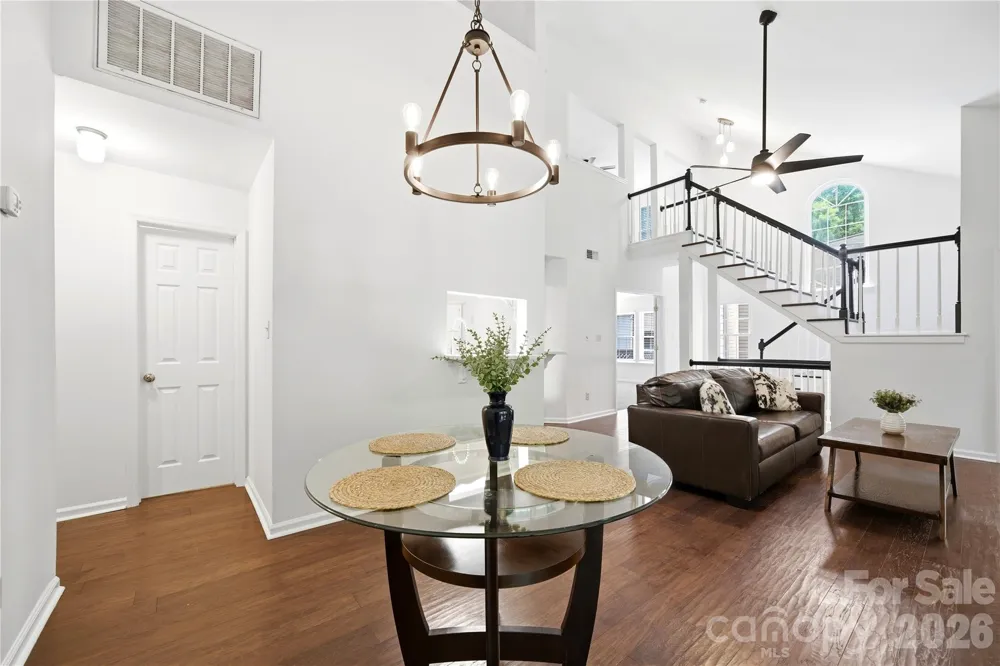 6150 Gray Gate Lane #i Charlotte, NC 28210