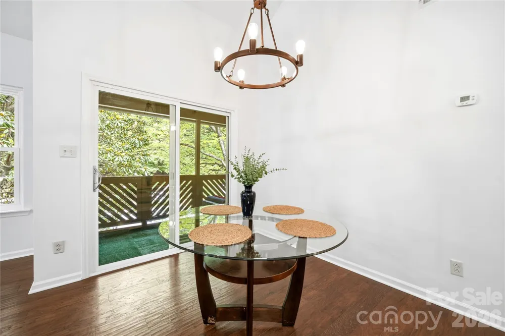6150 Gray Gate Lane #i Charlotte, NC 28210