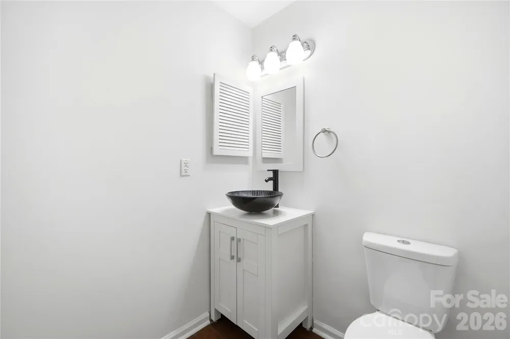 6150 Gray Gate Lane #i Charlotte, NC 28210