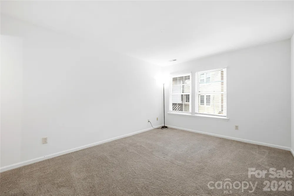 6150 Gray Gate Lane #i Charlotte, NC 28210