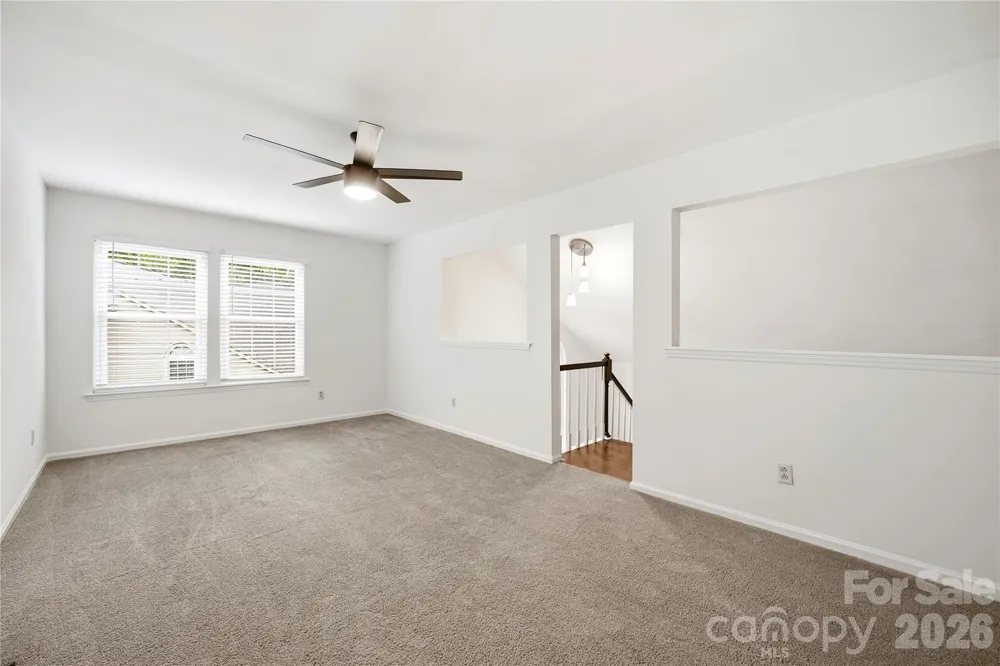 6150 Gray Gate Lane #i Charlotte, NC 28210