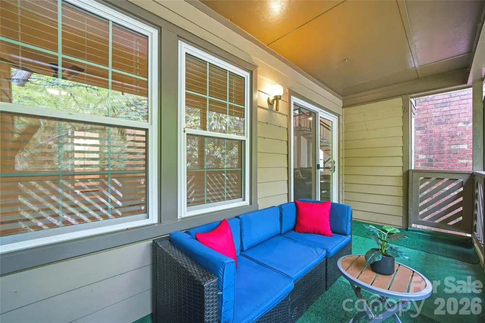 6150 Gray Gate Lane #i Charlotte, NC 28210