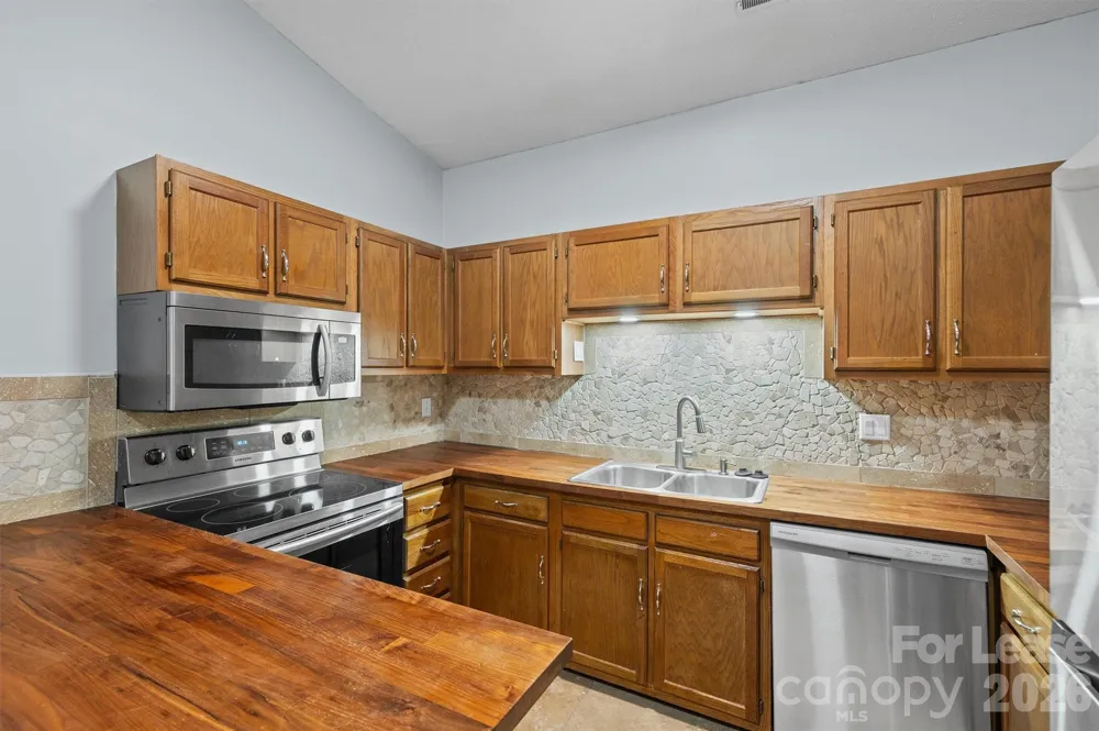 4130 Charlotte Highway #L Clover, SC 29710